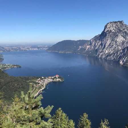 Altmünster Apartment Parkvilla Traunsee المظهر الخارجي الصورة