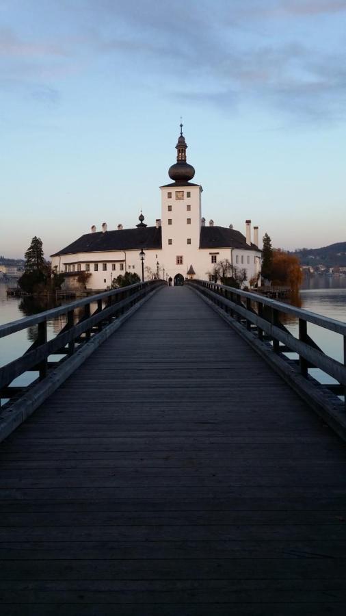 Altmünster Apartment Parkvilla Traunsee المظهر الخارجي الصورة